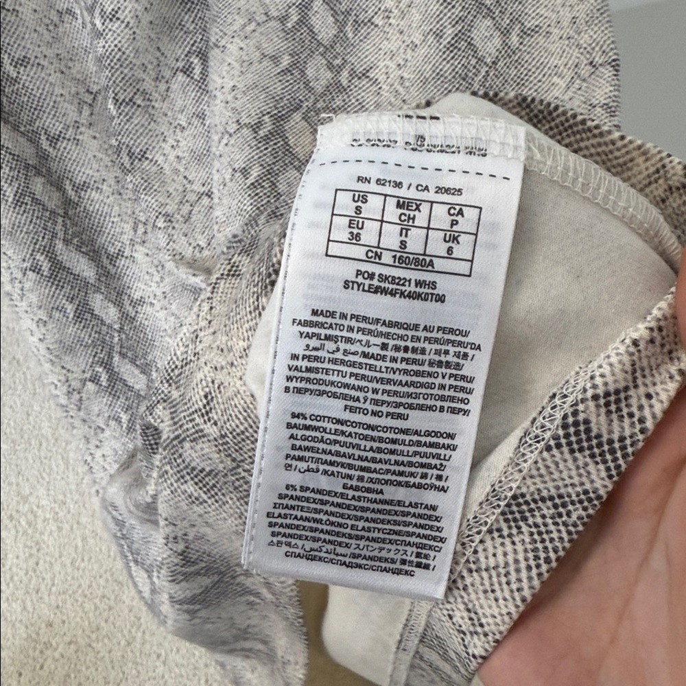 Guess Python Print Capped Sleeve Bodycon Dress Wi… - image 6